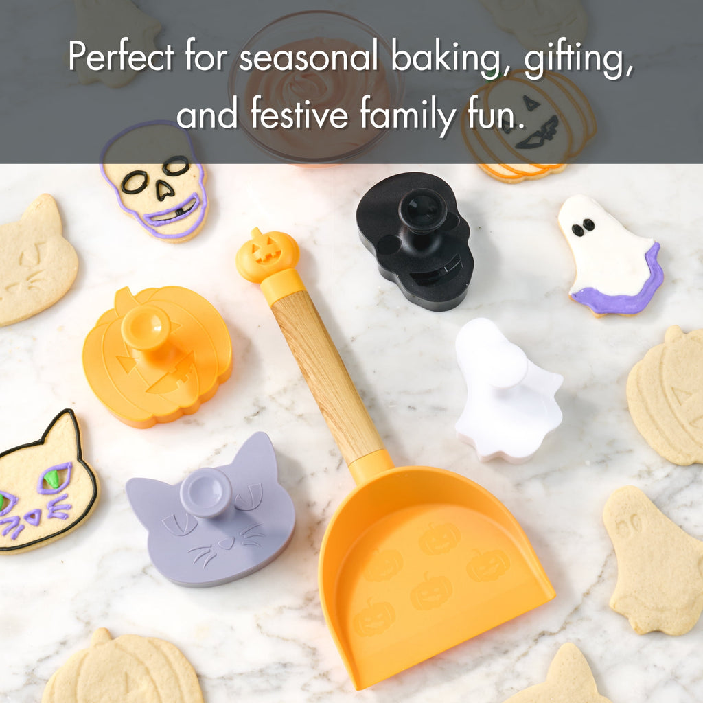 Way To Celebrate Cookie Turner Set with Halloween Cookie Cutters
