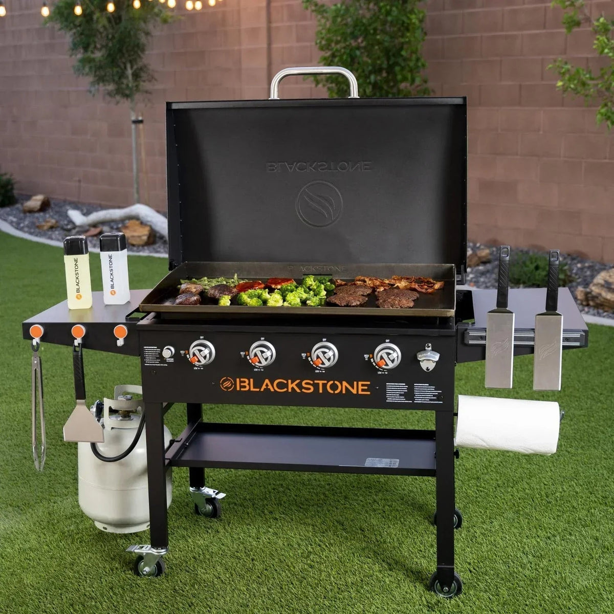 Blackstone 36-Inch Griddle Cooking Station With Hood - 1899