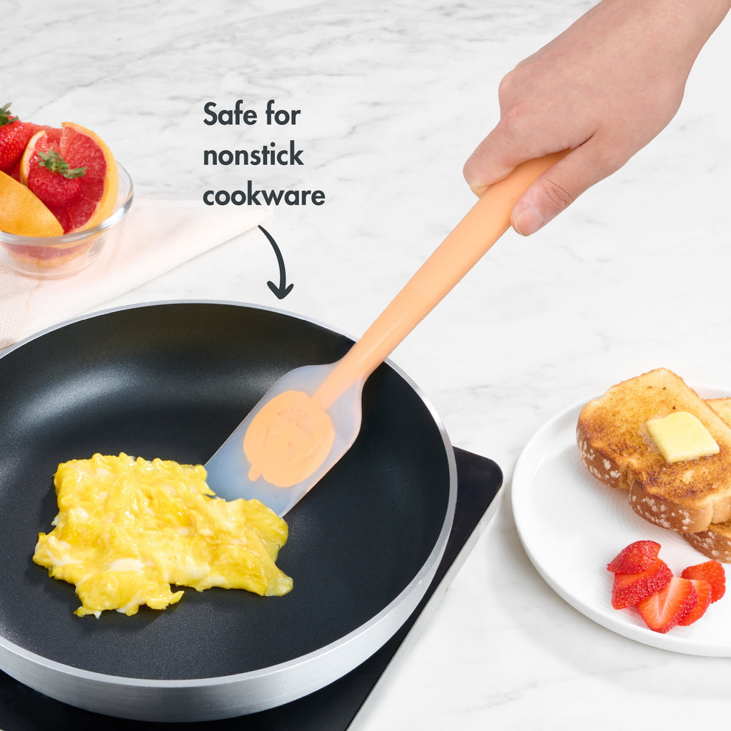 Way To Celebrate 12” Silicone 3D Spatula, Jack-o’-lantern, Orange