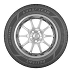 Goodyear Reliant All-Season Tire 195/65R15 91H